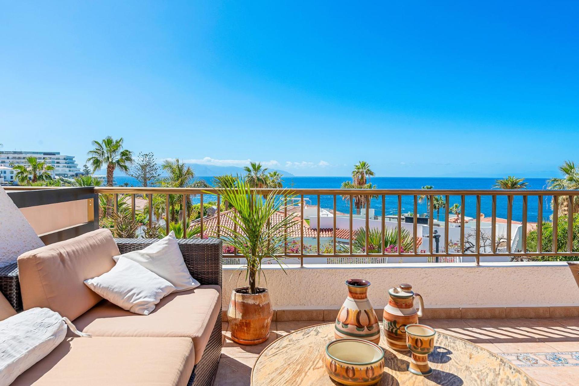 Home With Stunning View By Dream Homes Tenerife Пуэрто-де-Сантьяго Экстерьер фото